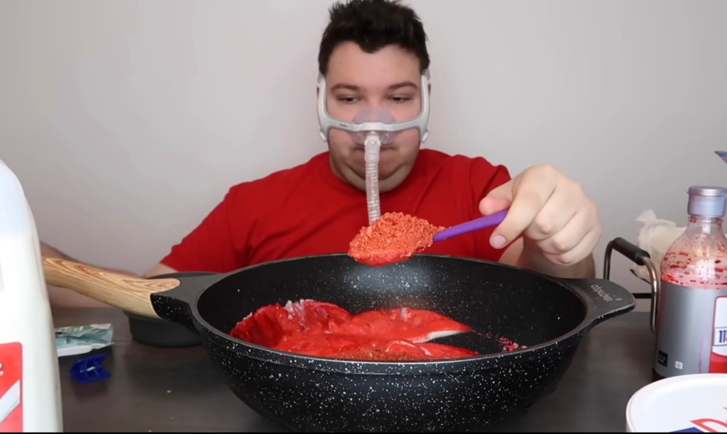 Perry, who creates "mukbang" videos, once weighed 411 pounds.